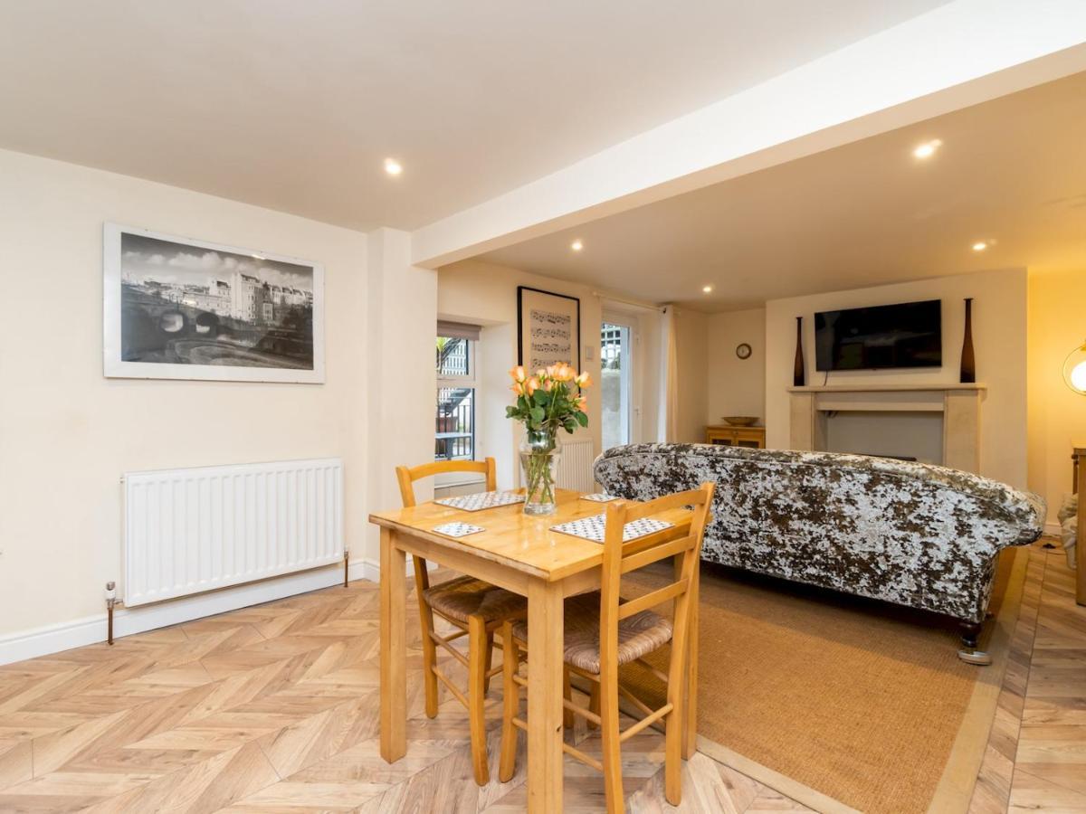 Pass The Keys Lovely 1 Bed Apartment With Free Parking Bath Kültér fotó